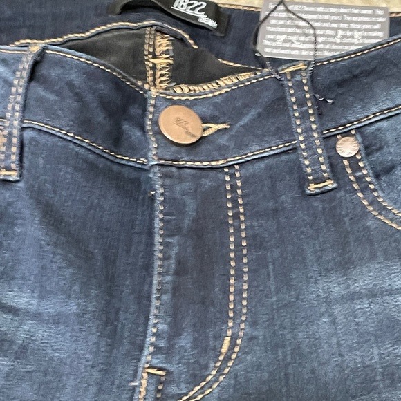 1822 DENIM Gio  Ankle Denim Jeans - Picture 7 of 13